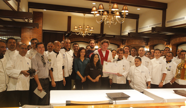 Marco Pierre White becomes first non-Sri Lankan to receive honourary membership of Sri Lankan Chefs Guild at Cinnamon Master Class